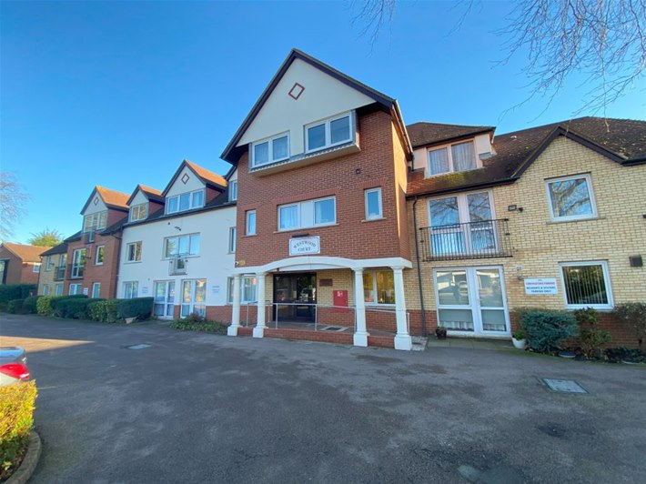 VILLAGE ROAD , ENFIELD, EN1